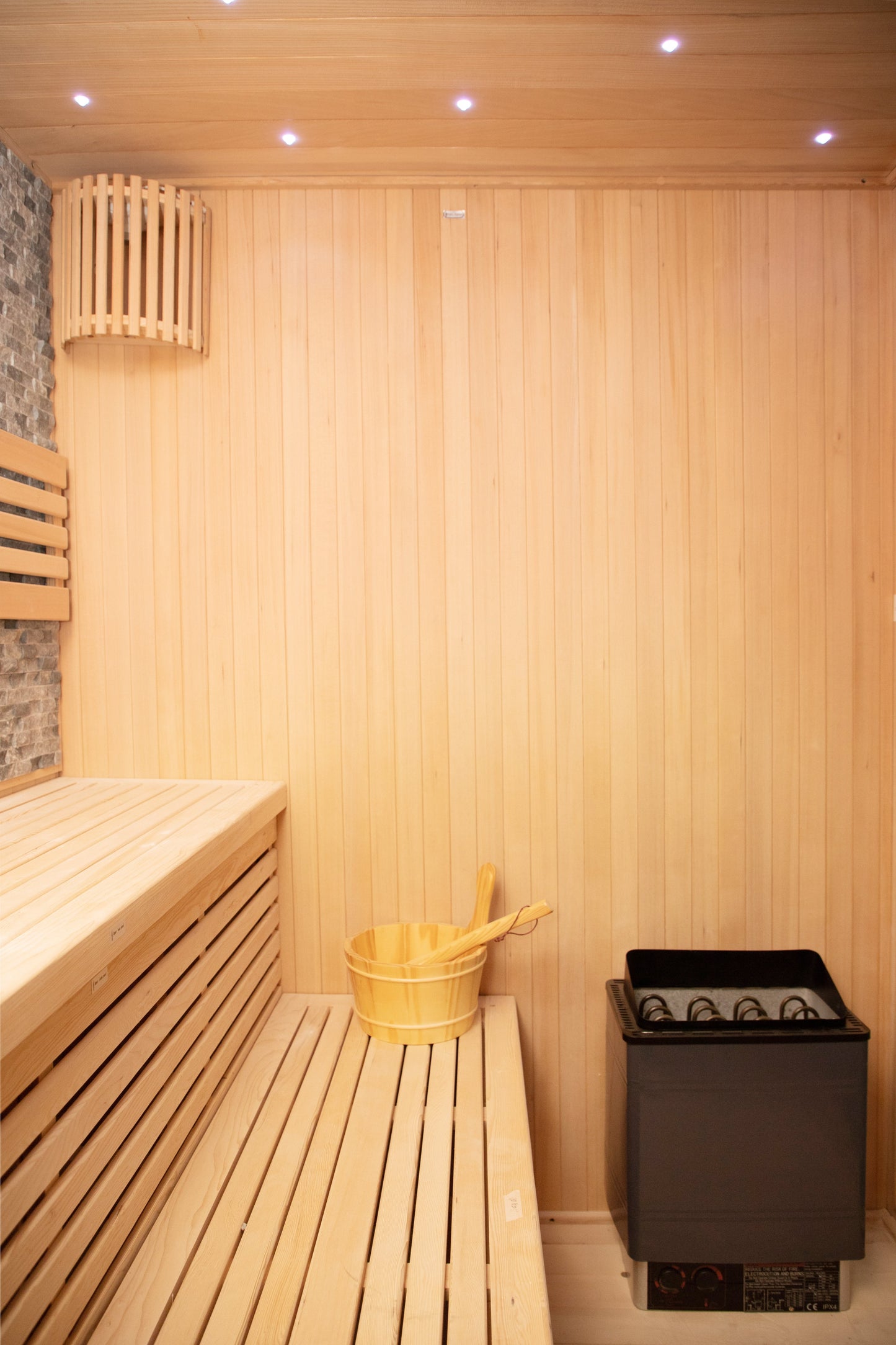 Nihttps://admin.shopify.com/store/body-soul-restore-2/productsceBeam 1–2 Person Full-Body Infrared Sauna with Red Light Therapy