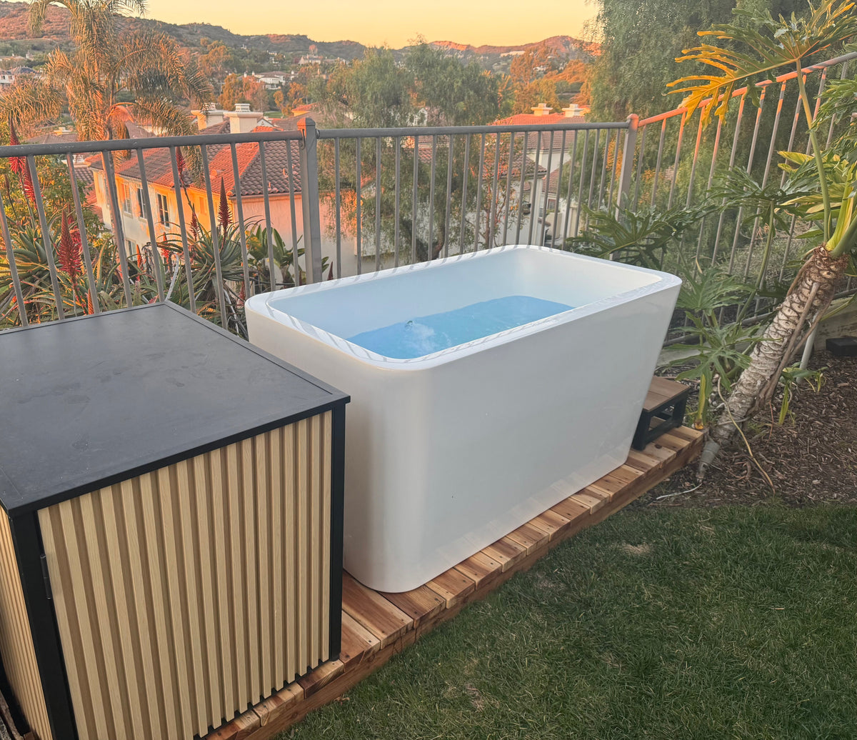 RevX Cold Plunge Tub + LUX Chiller – Full-Submersion Ice Bath for Serious Recovery